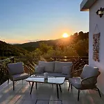 Golden Sunset Willa Skiatos