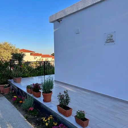 Villa Golden Sunset Skiathos Town